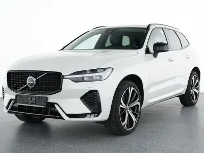 Gebraucht Volvo XC60 Plus 197 PS (144 kW) 2024 Weiß SUV