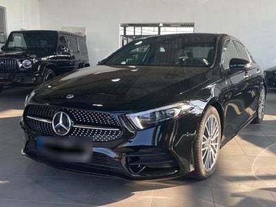 Gebraucht Mercedes A200 AMG line 164 PS (120 kW) 2022 Schwarz Limousine