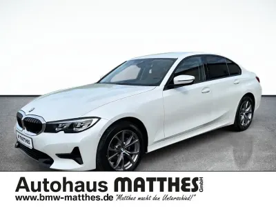 Gebraucht BMW 318 Sport Line 156 PS (114 kW) 2022 Weiss Limousine