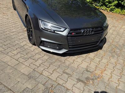 Second-hand Audi S4 Ambiente 354 CP (260 kW) 2018 Gri Break