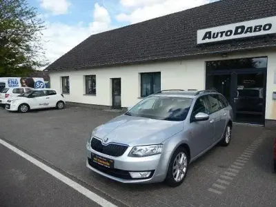 Gebraucht Skoda Octavia Joy 110 PS (80 kW) 2016 Silber Kombi