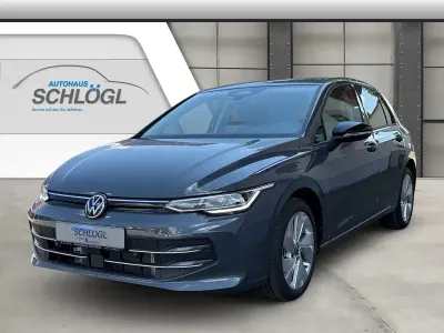 Neu VW Golf VIII Life 150 PS (110 kW) 2026 Grau Limousine