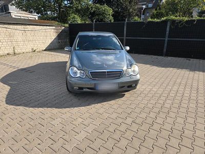 Mercedes C220