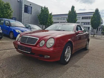 Gebraucht Mercedes CLK200 136 PS (100 kW) 2000 Rot Limousine