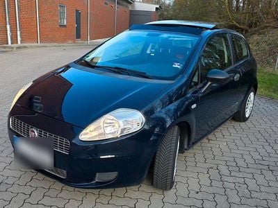 Gebraucht Fiat Grande Punto 95 PS (69 kW) 2009 Blau Kleinwagen