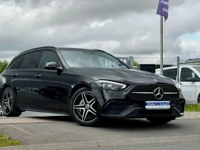 Gebraucht Mercedes C200 AMG line 163 PS (119 kW) 2022 Schwarz Kombi