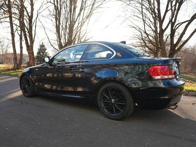 Gebraucht BMW 118 M Sport 143 PS (105 kW) 2012 Schwarz Kleinwagen