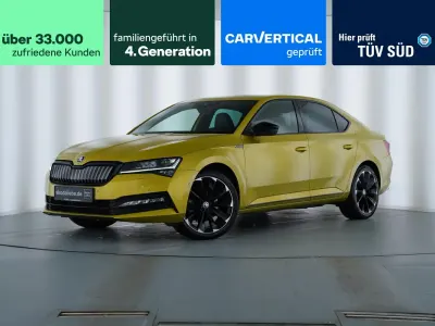 Gebraucht Skoda Superb SportLine 218 PS (160 kW) 2022 Dragon skin gold Limousine