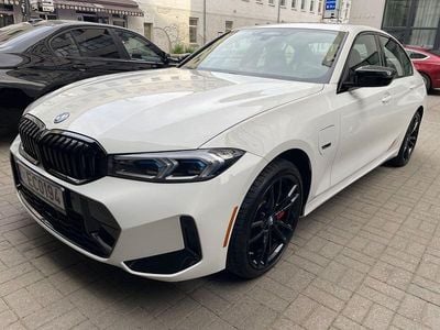 BMW 330e