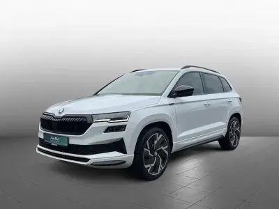 Gebraucht Skoda Karoq SportLine 190 PS (139 kW) 2023 Moonweiß perleffekt SUV