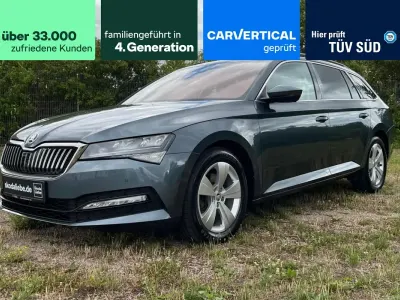 Gebraucht Skoda Superb Ambition 150 PS (110 kW) 2020 Quarzgrau metallic Kombi