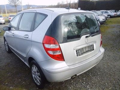 Second-hand Mercedes A150 Elegance 95 CP (69 kW) 2006 Argintiu Hatchback
