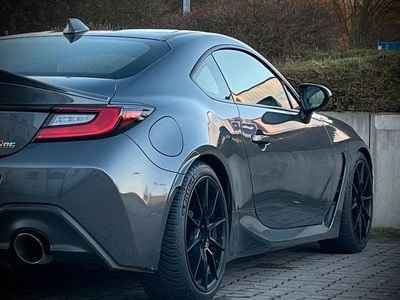 Grau Gebraucht 2022 Toyota GR86 Coupé | 33.500 € (Guter Preis)