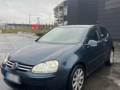 Gebraucht VW Golf V Edition 106 PS (77 kW) 2006 Blau Kleinwagen
