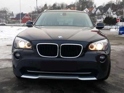 Gebraucht BMW X1 163 PS (119 kW) 2011 Schwarz metallic SUV