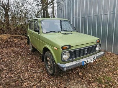 Gebraucht Lada niva 71 PS (52 kW) 1996 Grün SUV