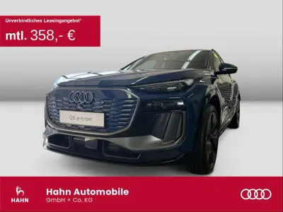 Neu Audi Q6 e-tron Performance 225 kW (306 PS) 2026 Ascariblau metallic SUV