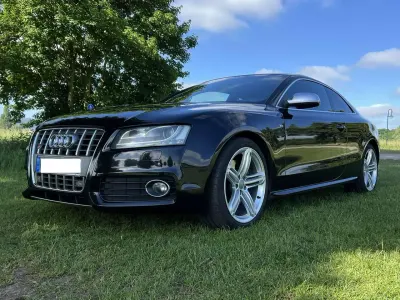 Używany Audi Coupé Advanced 333 KM (244 kW) 2010 Czarny Coupe