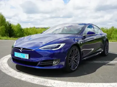 Occasion Tesla Model S 311 kW (423 ch) 2017 Bleue Citadine