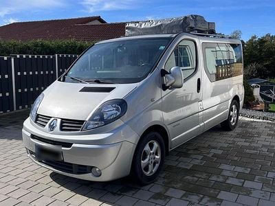 Gebraucht Renault Trafic 145 PS (106 kW) 2008 Silber Van / Kleinbus