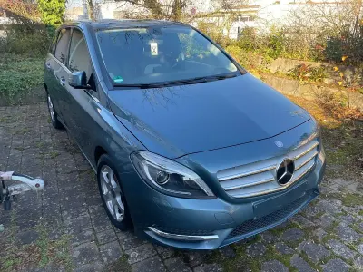 Brugt Mercedes B200 136 HK (100 kW) 2012 Blå MPV