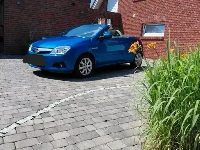 Gebraucht Opel Tigra Enjoy 90 PS (66 kW) 2004 Blau Cabrio