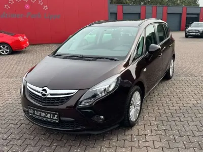 Gebraucht Opel Zafira Tourer Family 140 PS (102 kW) 2015 Mahogany brown (p2/so) Van / Kleinbus