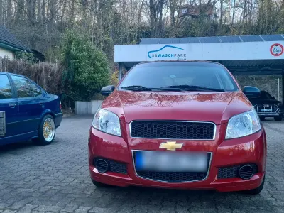 Gebraucht Chevrolet Aveo 2010 Rot Kleinwagen