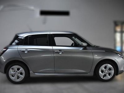 Usata Suzuki Swift Comfort 83 CV (61 kW) 2025 Argento Utilitaria