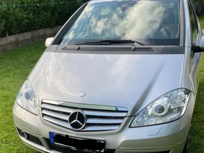 Gebraucht Mercedes A180 109 PS (80 kW) 2010 Silber Kleinwagen