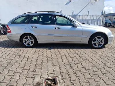 Gebraucht Mercedes C200 163 PS (119 kW) 2006 Silber Kombi