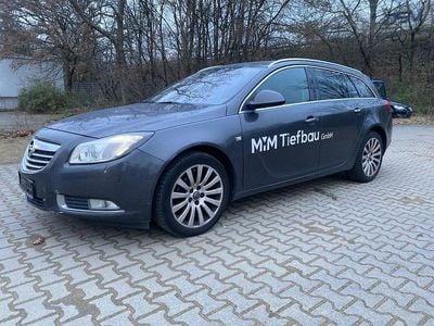 Grau Gebraucht 2009 Opel Insignia Cosmo Kombi | 1.950 € (Guter Preis)