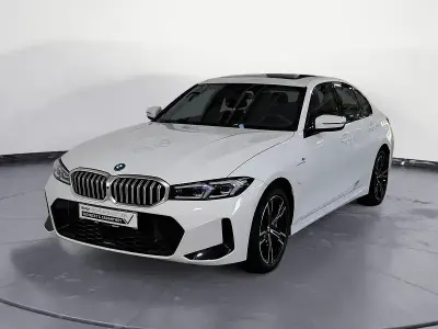 Gebraucht BMW 330e M Sport 292 PS (214 kW) 2025 Andere Limousine