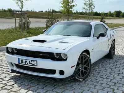Käytetty Dodge Challenger