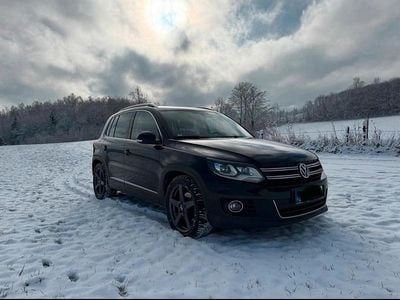 Schwarz Gebraucht 2012 VW Tiguan SUV | 9.799 € (Etwas zu teuer)