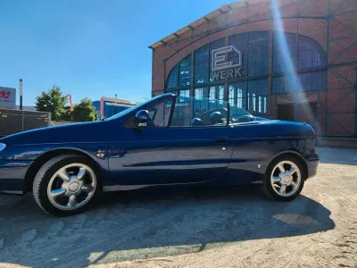 Gebraucht Renault Mégane Cabriolet 147 PS (108 kW) 1997 Blau Cabrio