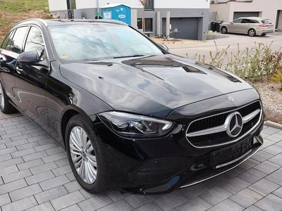 Gebraucht Mercedes C200 Avantgarde 165 PS (121 kW) 2024 Schwarz Kombi