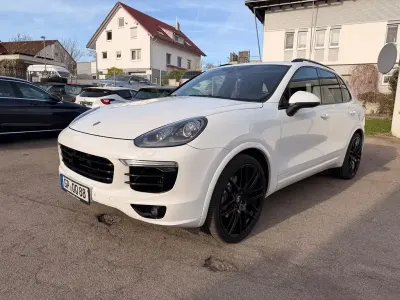 Gebraucht Porsche Cayenne 385 PS (283 kW) 2016 Pure white/weiss SUV