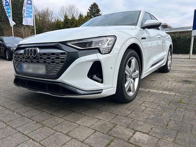 Gebraucht Audi Q8 Sportback e-tron Advanced 158 kW (215 PS) 2024 Weiß SUV