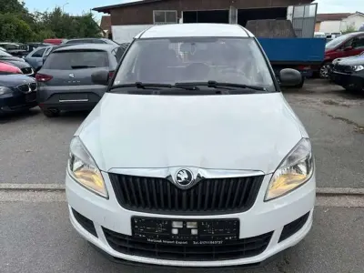 Gebraucht Skoda Roomster 86 PS (63 kW) 2014 Candyweiss Van / Kleinbus
