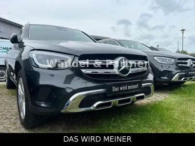 Second-hand Mercedes GLC300e 194 CP (142 kW) 2021 Gri SUV