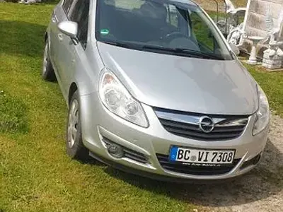 Gebraucht Opel Corsa Sport 80 PS (58 kW) 2010 Silber Kleinwagen