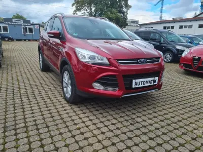 Gebraucht Ford Kuga SYNC Edition 179 PS (131 kW) 2015 Rot SUV