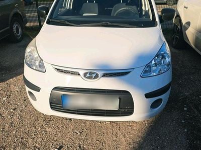 Gebraucht Hyundai i10 67 PS (49 kW) 2010 Weiß Kleinwagen