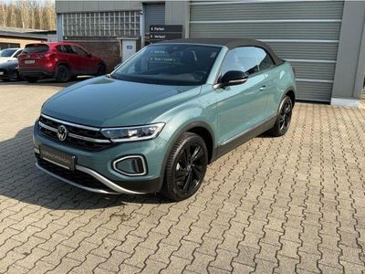 Gebraucht VW T-Roc Cabriolet Style 150 PS (110 kW) 2024 Petroleum blue metallic Cabrio