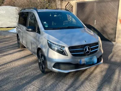 Usata Mercedes 250 190 CV (139 kW) 2022 Argento Monovolume
