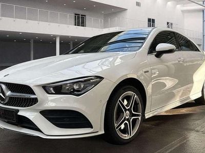 Gebraucht Mercedes CLA250e AMG 218 PS (160 kW) 2021 Weiß Limousine