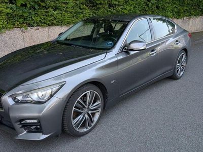 Infiniti Q50