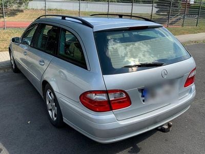 Mercedes E220