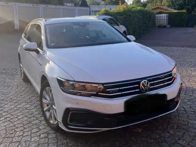 Gebraucht VW Passat GTE 218 PS (160 kW) 2021 Weiß Kombi